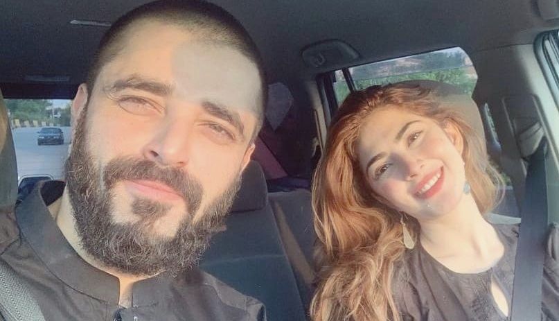 Did you know Hamza Ali Abbasi can play guitar with mastery?