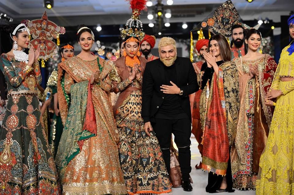 ALI XEESHAN CREATES A STORM AT THE PFDC LOREAL FASHION WEEK