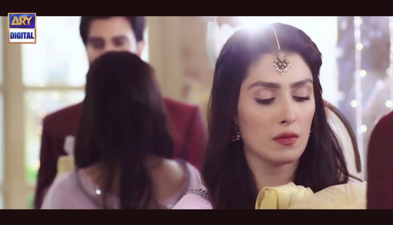 The teaser of Thora Sa Haq depicts helpless Ayeza Khan and Imran Abbas